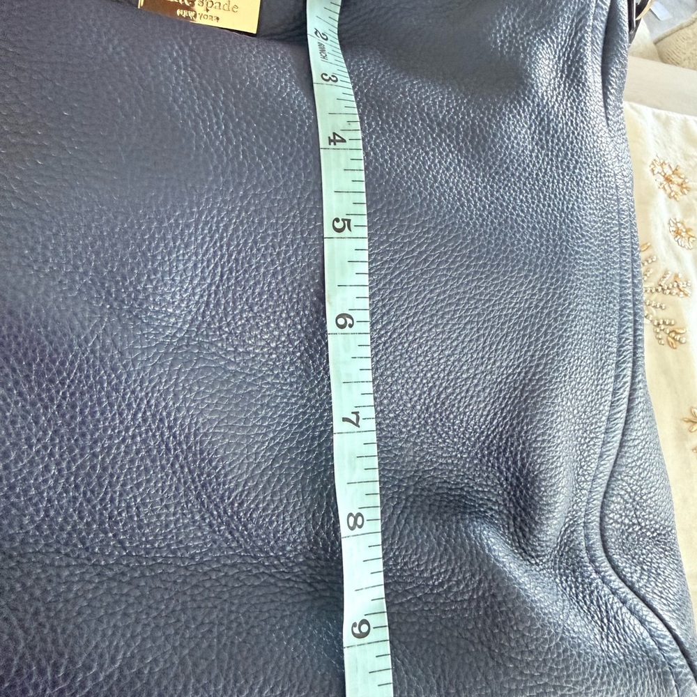 Kate Spade New York Navy Pebbled Leather Hobo Shoulder Bag Gold Hardware - Picture 10 of 11